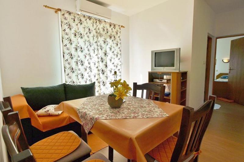 Dada Apartments Lopar Exterior foto